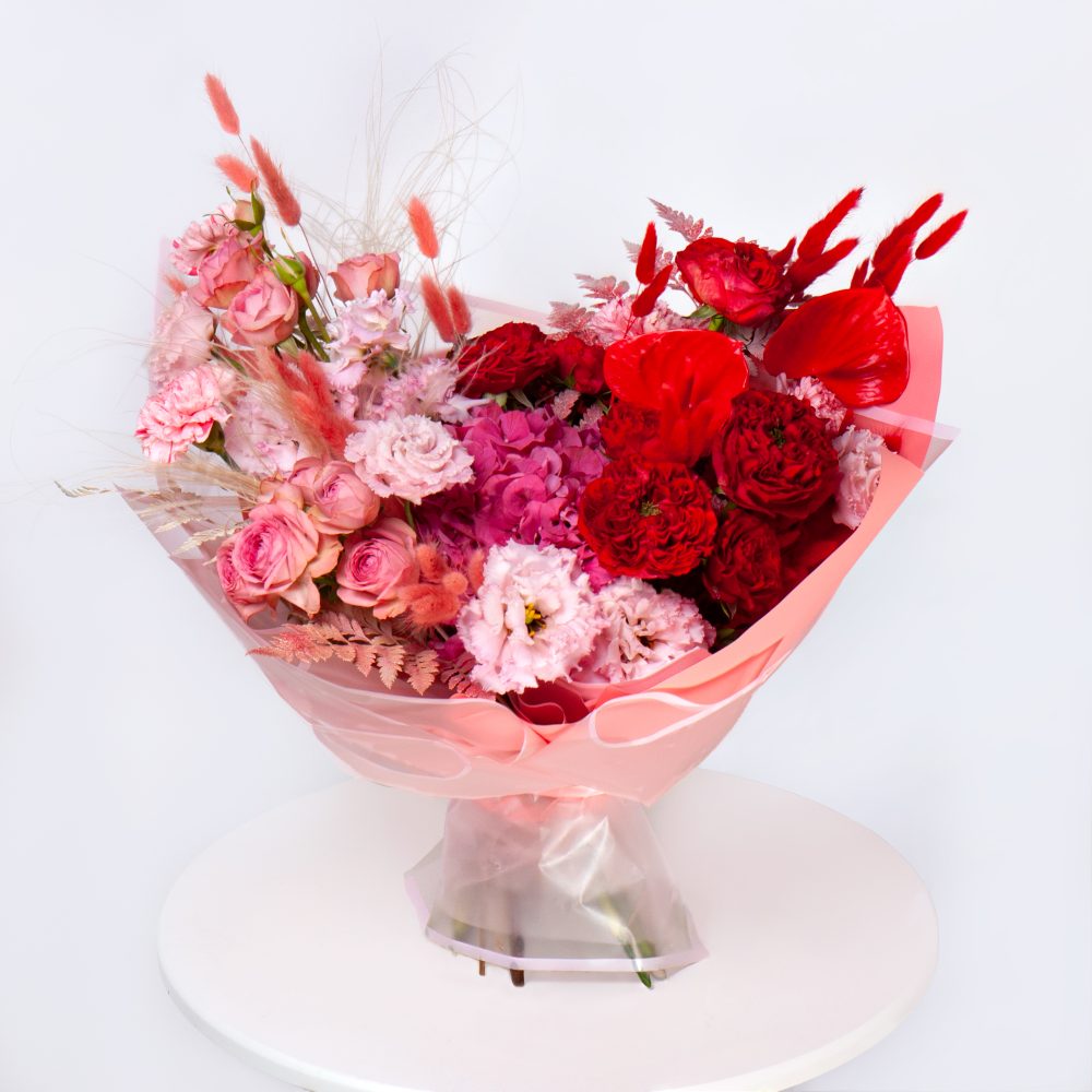 Букет розово-красный корейский № 89 - купить цветы в Санкт Петербурге