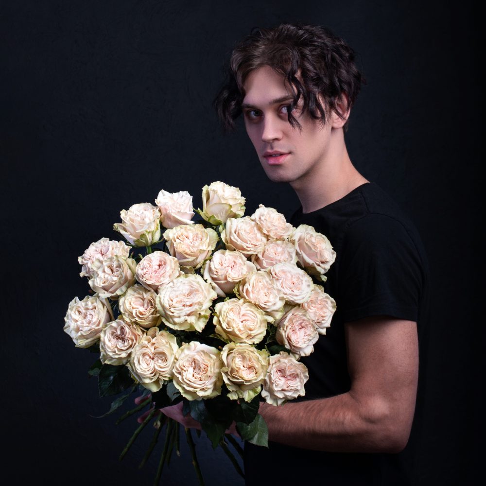 Моно букет из пионовидных роз Кантри Сикрет - купить цветы в Санкт Петербурге